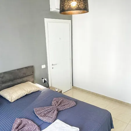 Apartment Golem 595